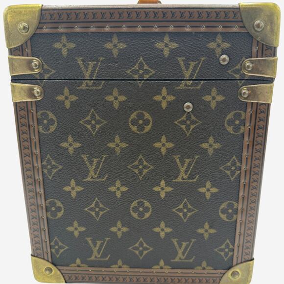 Louis Vuitton Boite Pharmacie Trunk - Picture 6 of 15